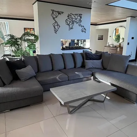 Modern Luxury Sleeps 20 Villa