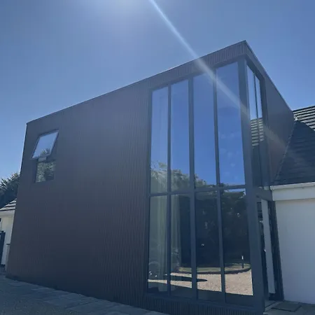 Villa Modern Luxury Sleeps 20 Lispapple Cross Roads